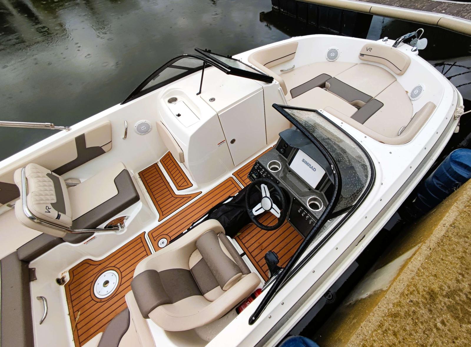 bayliner Vr6 bowrider ob