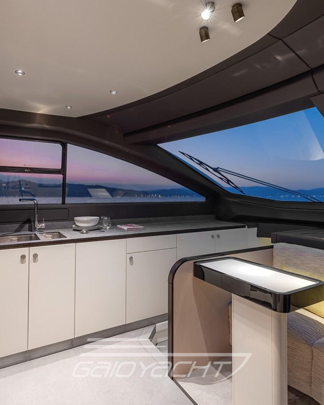 azimut 78 flybridge