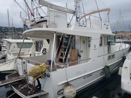 beneteau Swift trawler 42