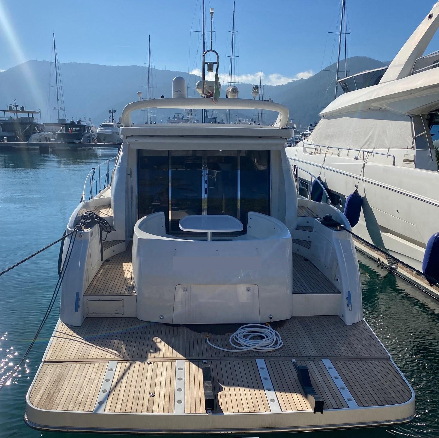 innovazioni e progetti Alena 52 coupe'