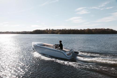 rand boats Picnic 18