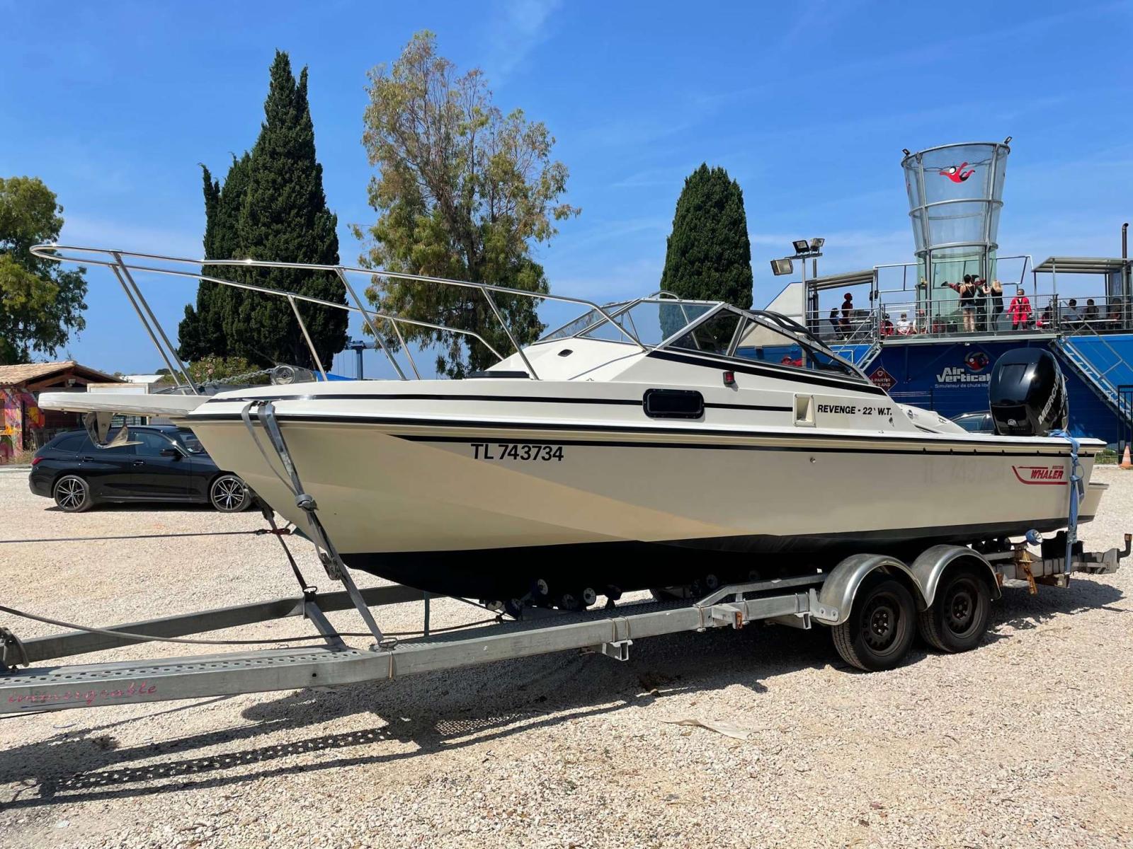 boston whaler 22 revenge
