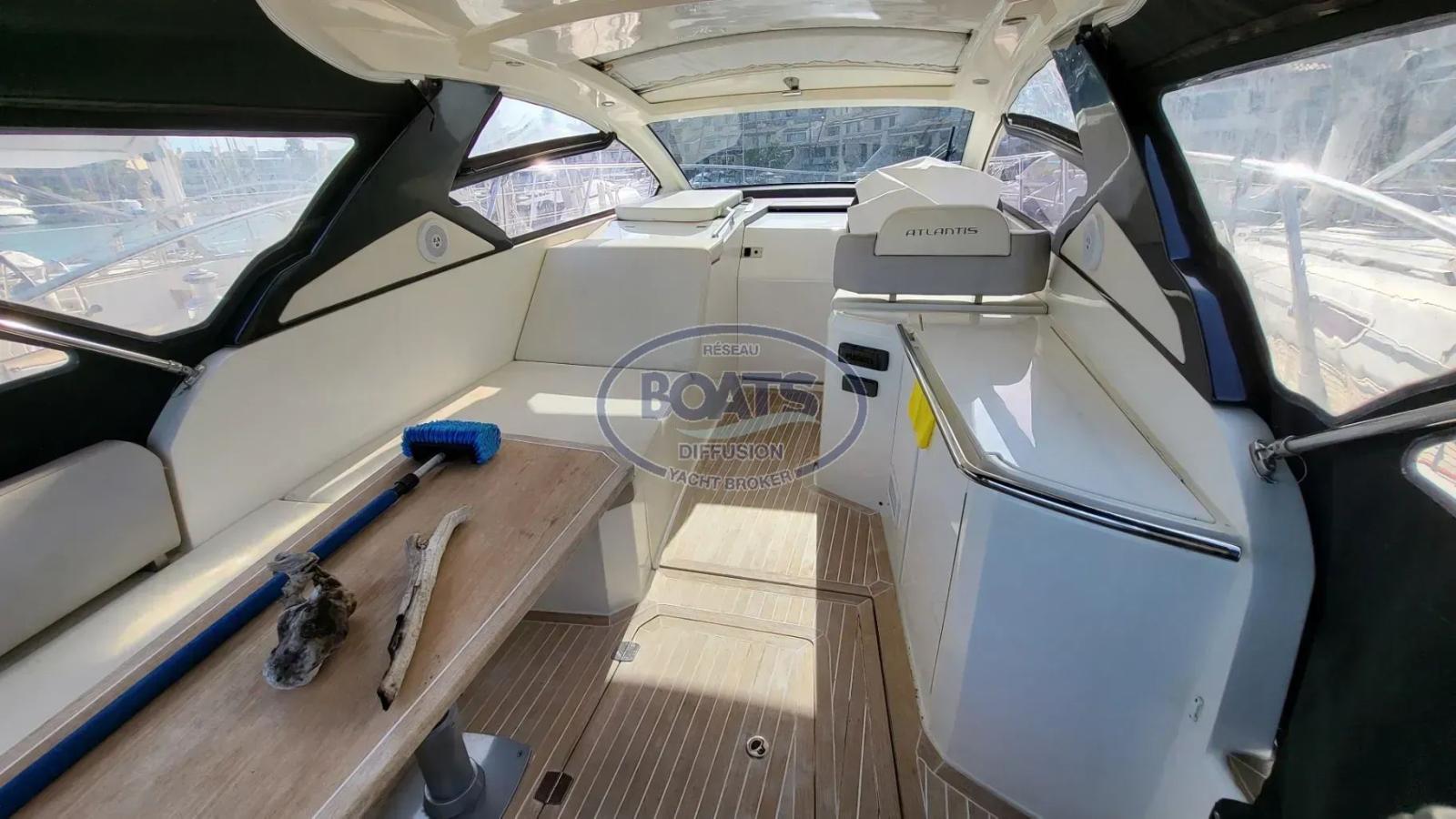 azimut Atlantis 38