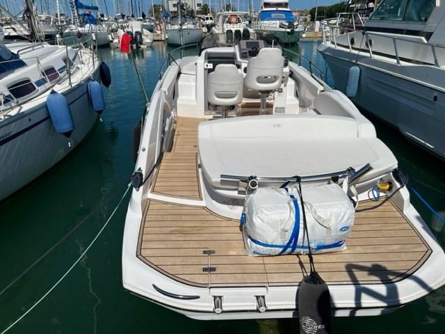 sessa marine Key largo 27 inboard