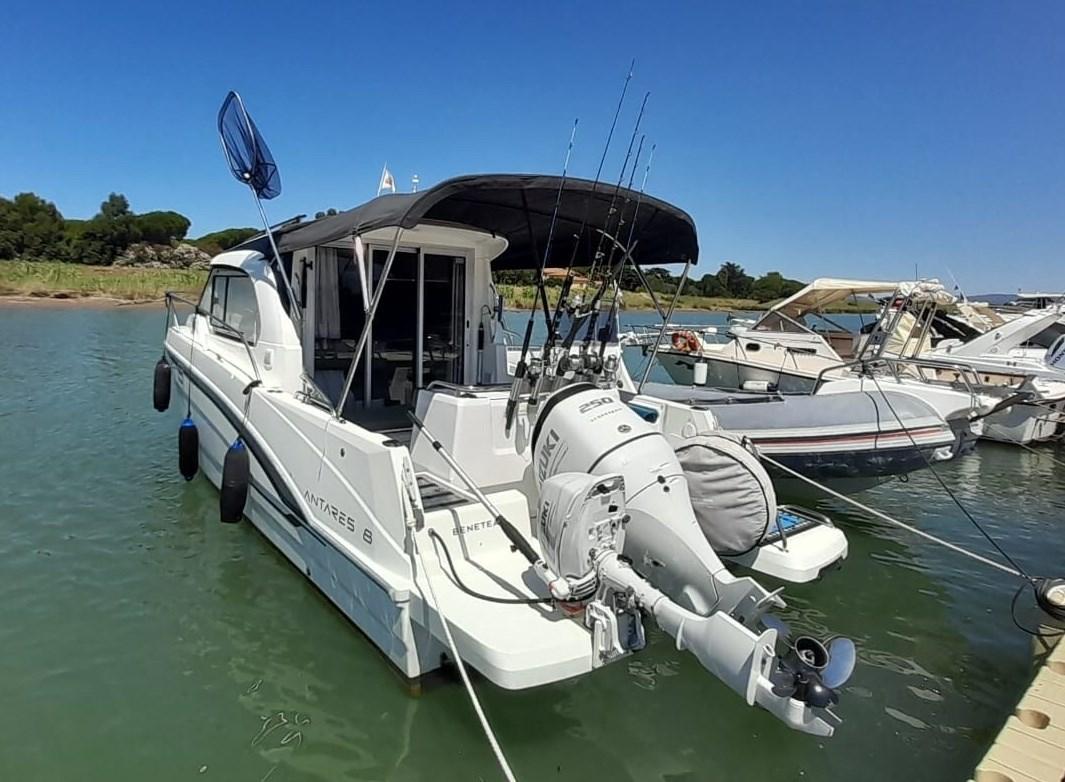 beneteau Antares 8