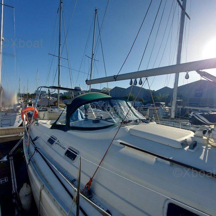 beneteau Oceanis 381