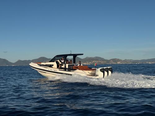 Flyer f 45