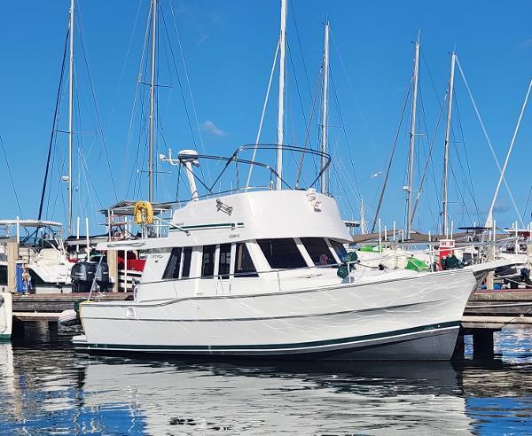 mainship 390 trawler