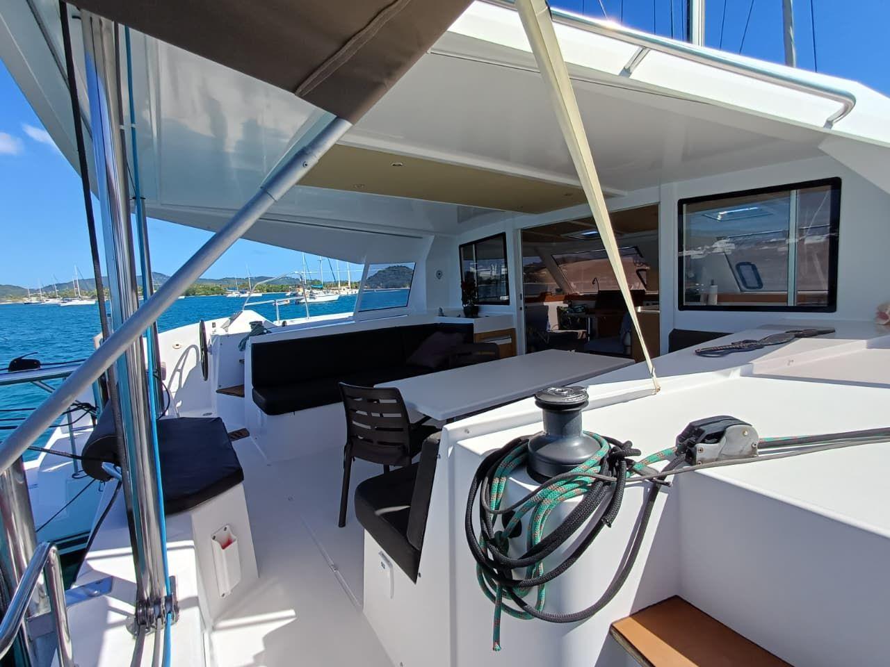 nautitech catamaran Open 40