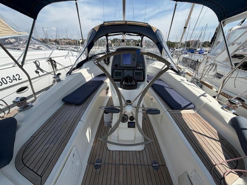 bavaria yachts 34 cruiser
