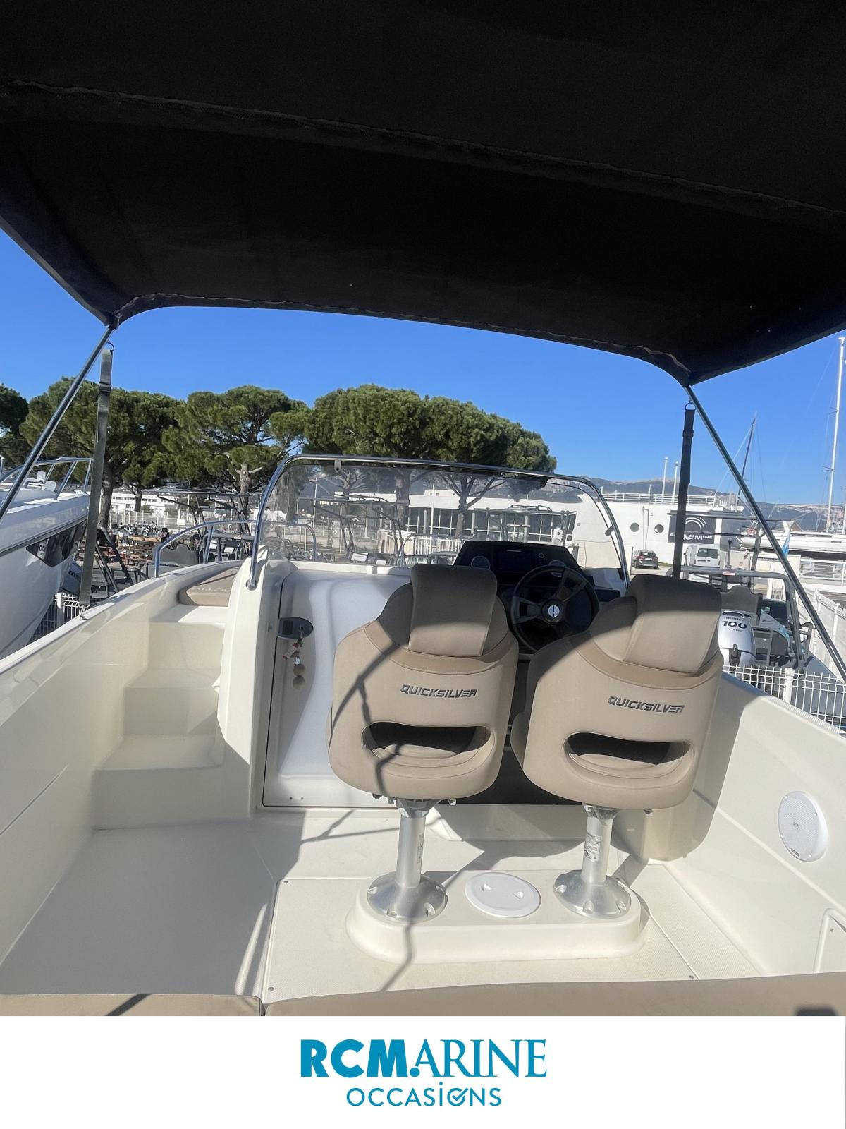 quicksilver Quicksilver activ 675 sundeck