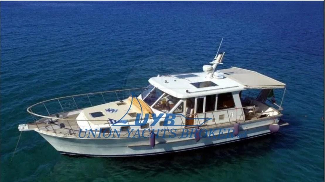 riviera yacht Alaska 42