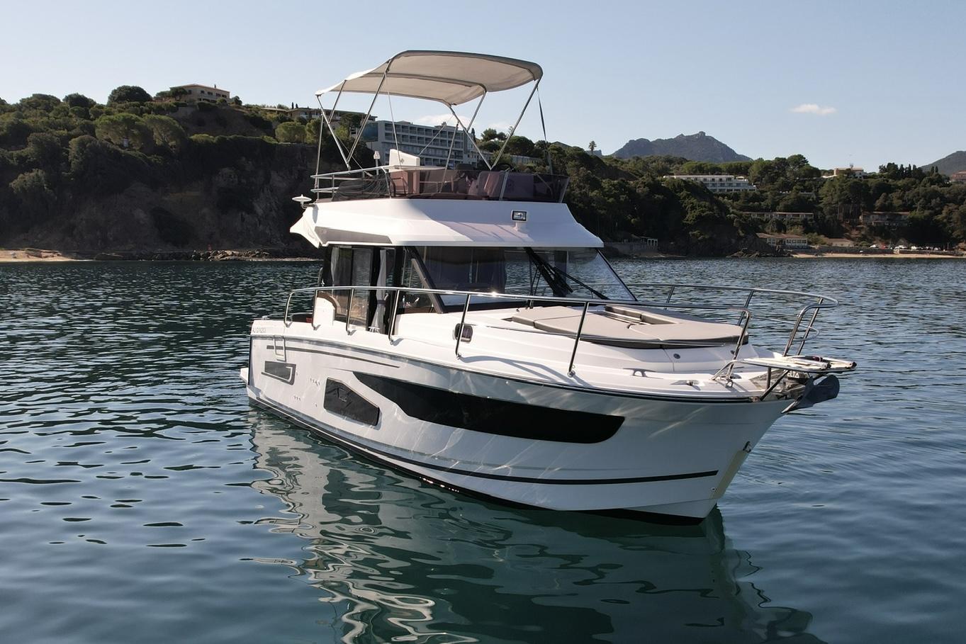 jeanneau Merry fisher 1095 fly