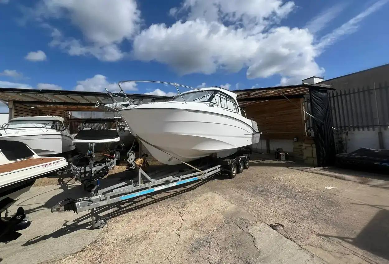 beneteau Antares 8