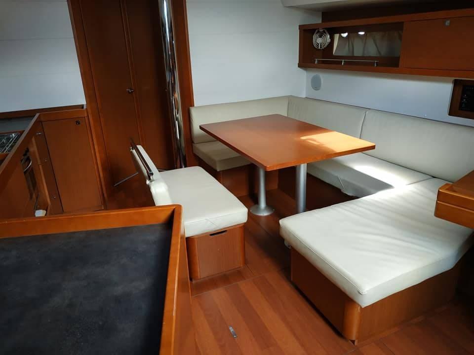 beneteau Oceanis 45