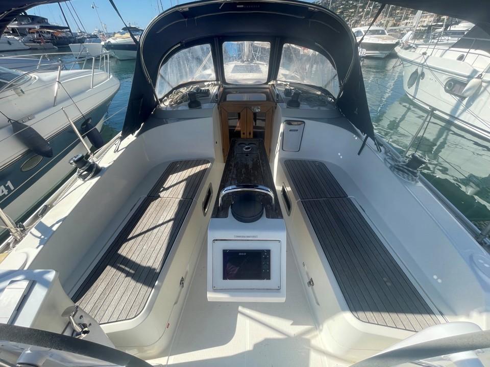 bavaria yachts Cruiser 37