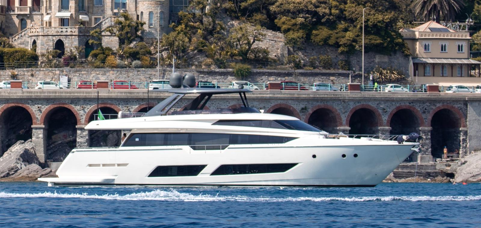 ferretti yachts 850