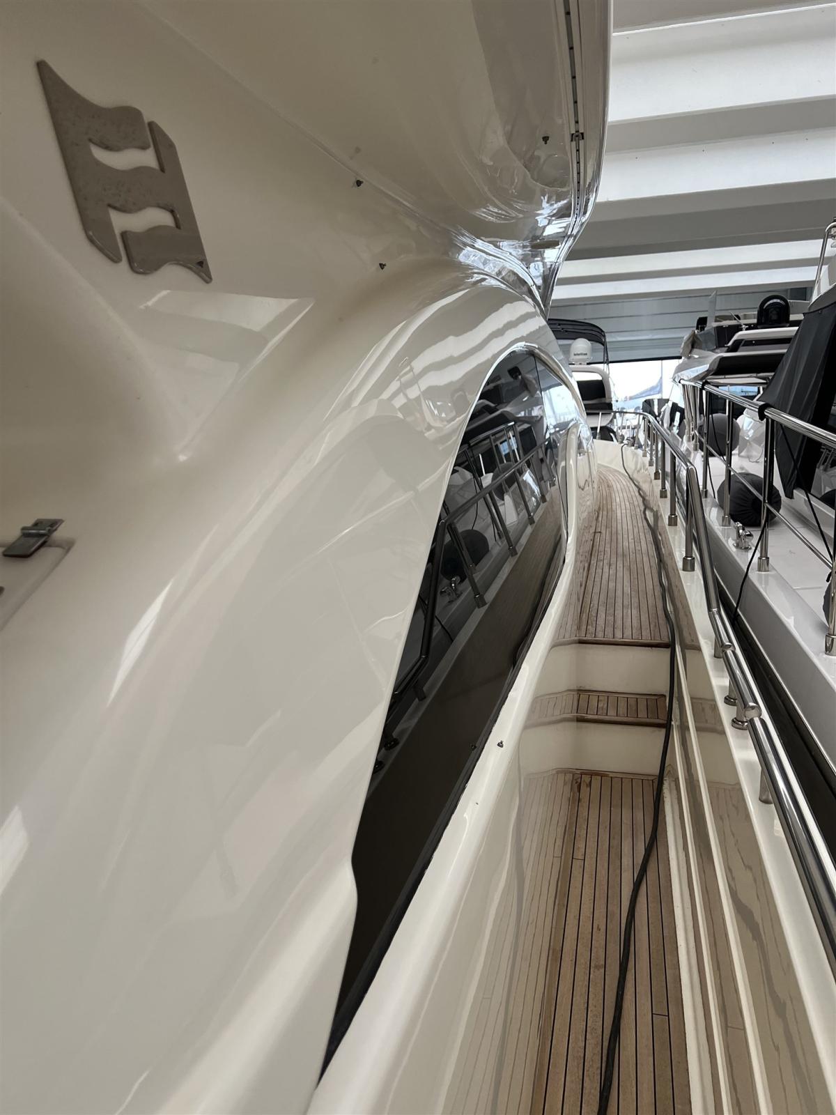 ferretti yachts Ferretti 681