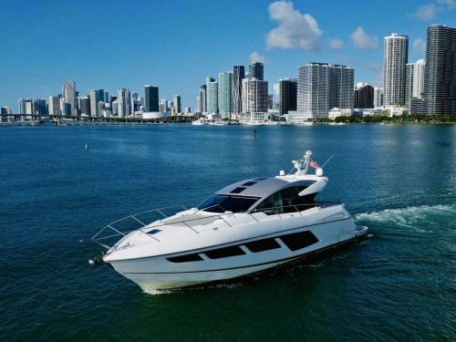Sunseeker predator 57