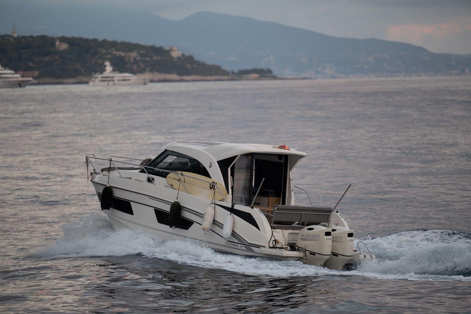 beneteau Antares 9
