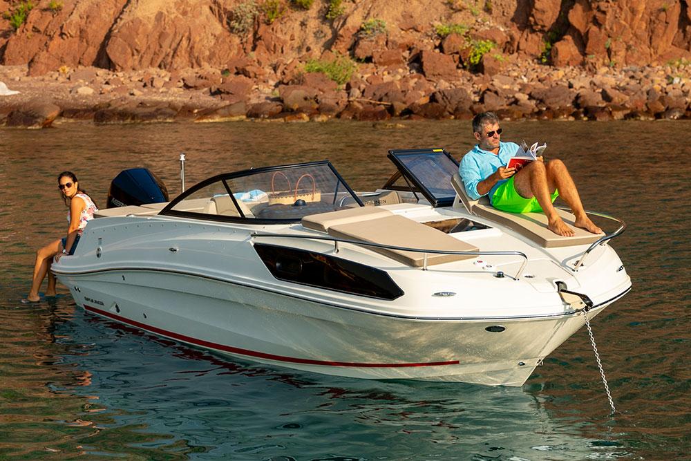 bayliner Vr 6 cuddy hb