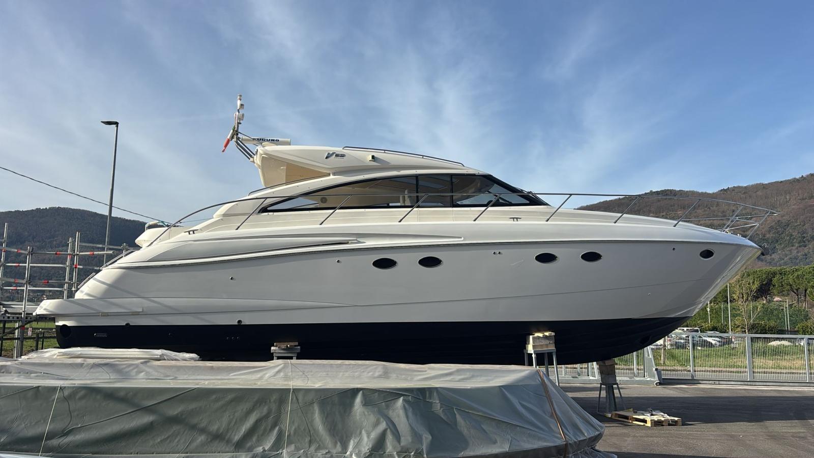 princess yachts V53