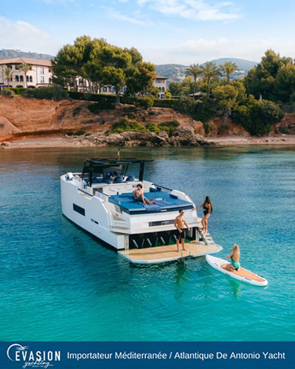 de antonio yachts D50 open