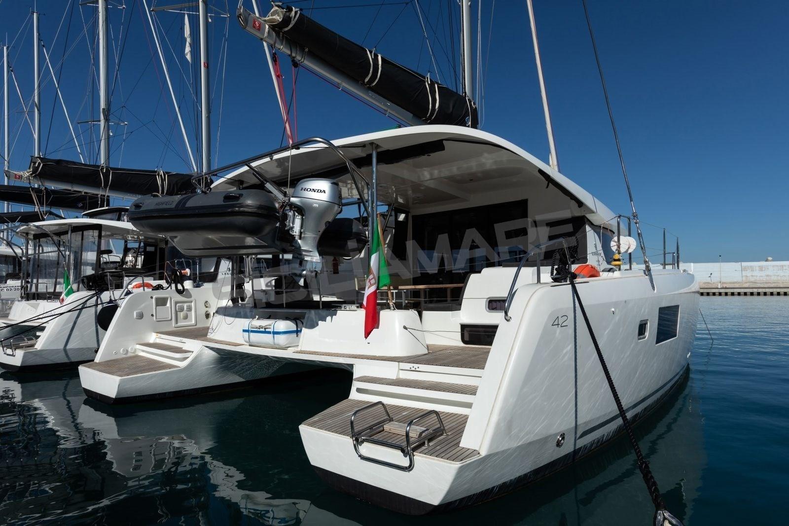 lagoon 42