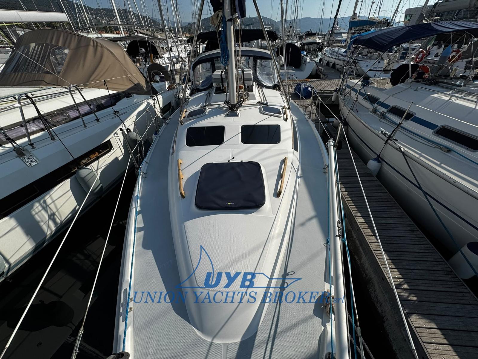 hunter Hunter 320
