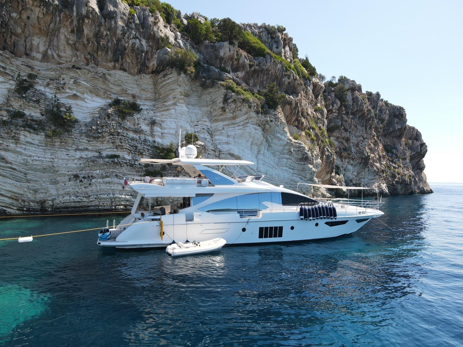 azimut 80