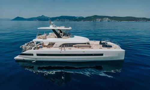 Lagoon sixty 7