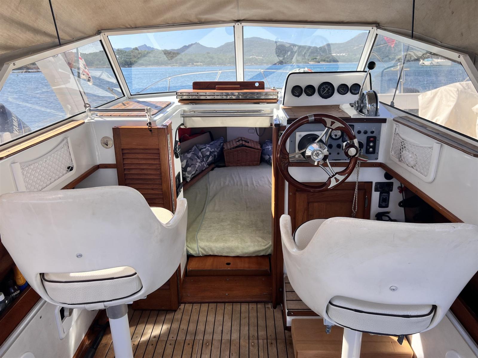 boston whaler 22 revenge