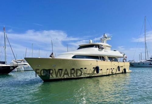 Custom line navetta 27