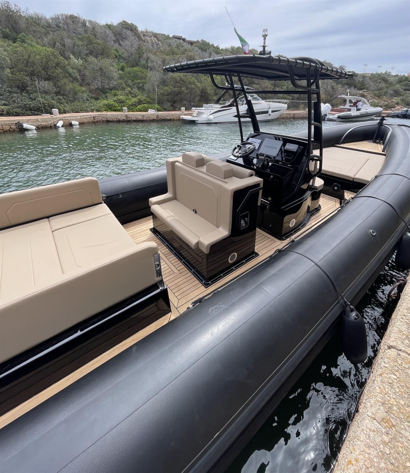 sea water Phantom 300