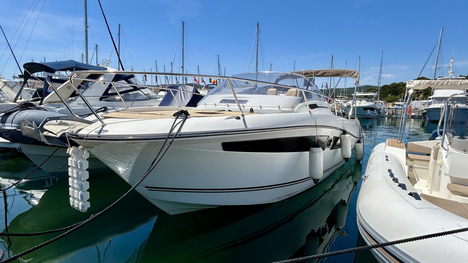 jeanneau Cap camarat 8.5 wa