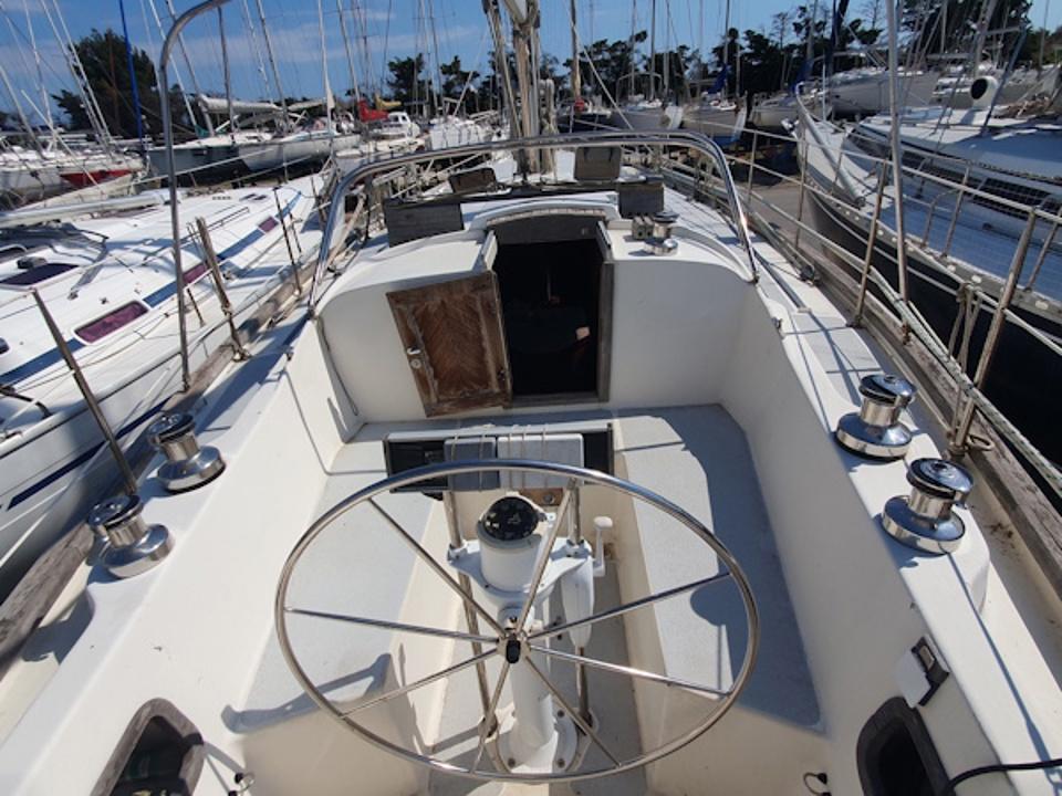 bruce roberts yacht design Classic 45