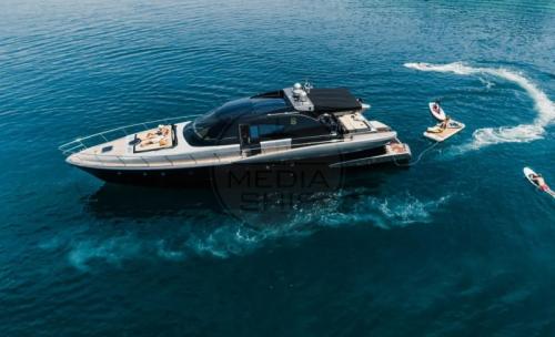 Fiberglass fashion 68