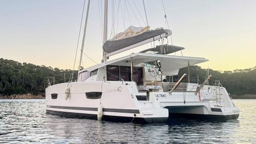Fountaine pajot lucia 40