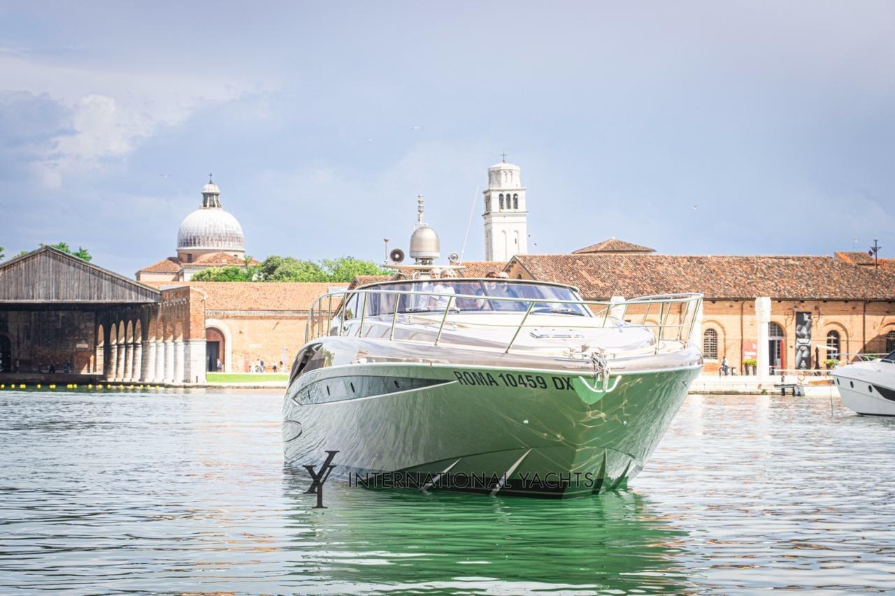 riva Rivale 52