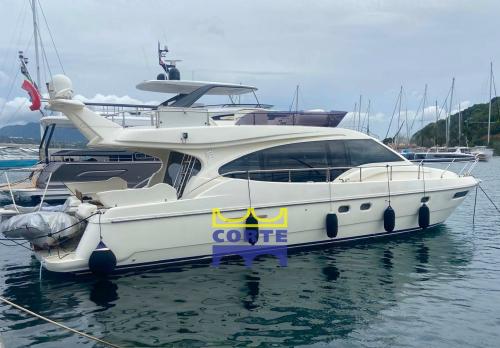 Ferretti yachts 470