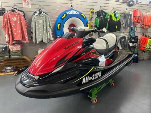 kawasaki Stx 160lx jetski