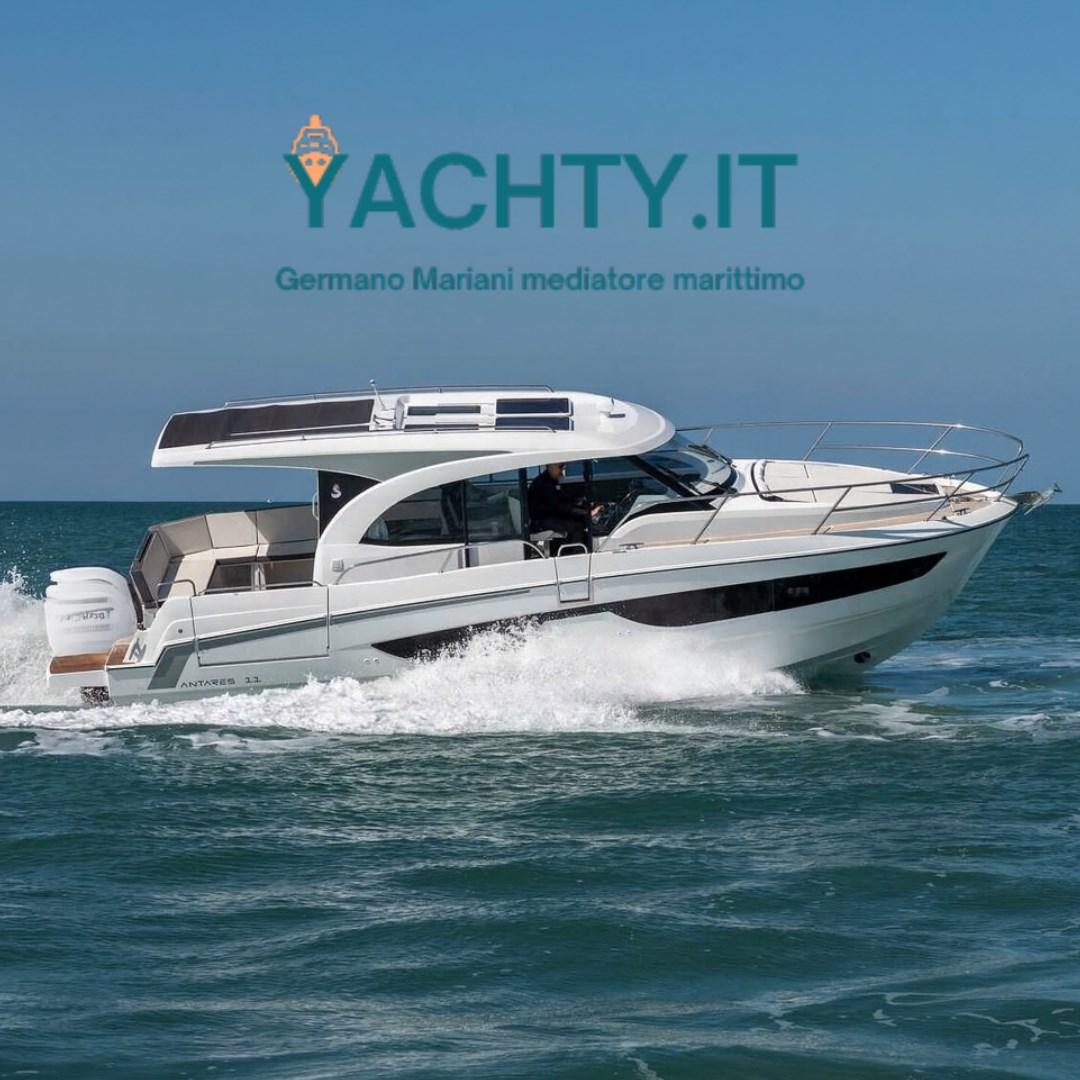 beneteau Antares 11 coupé