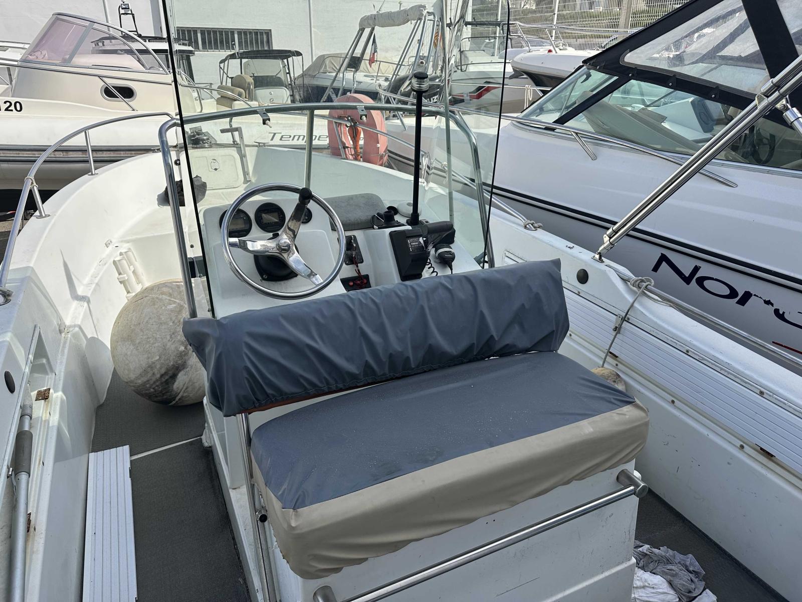 jeanneau Cap camarat 575