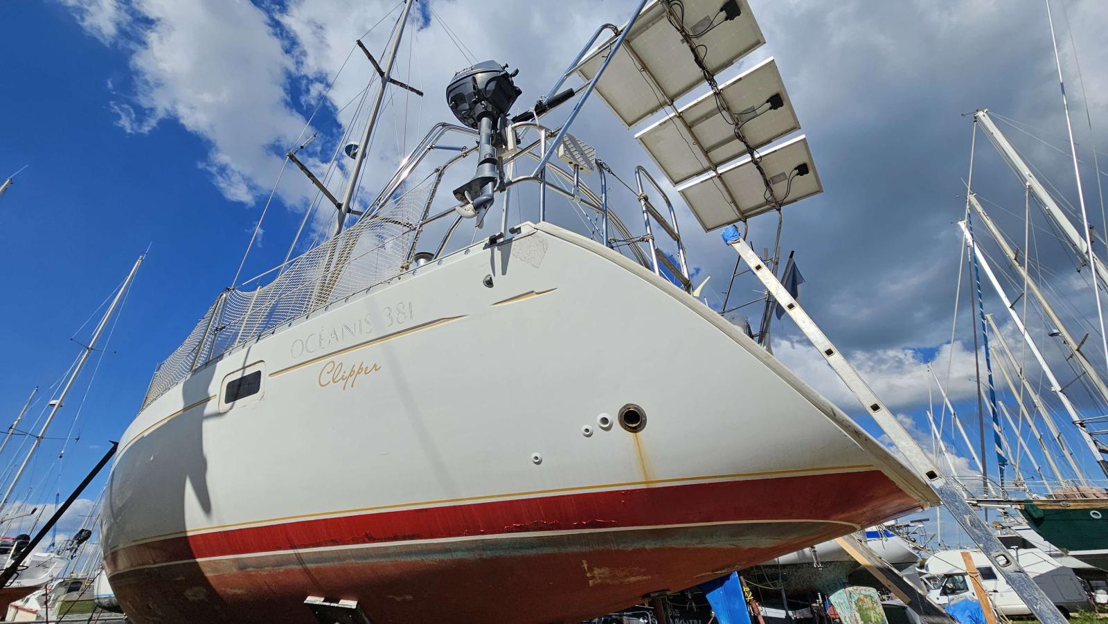 beneteau Oceanis 381