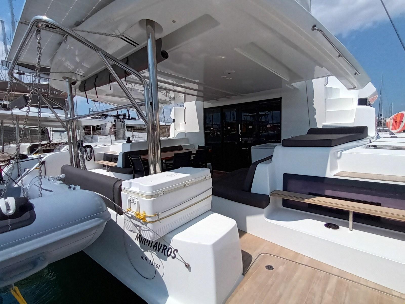 lagoon 51