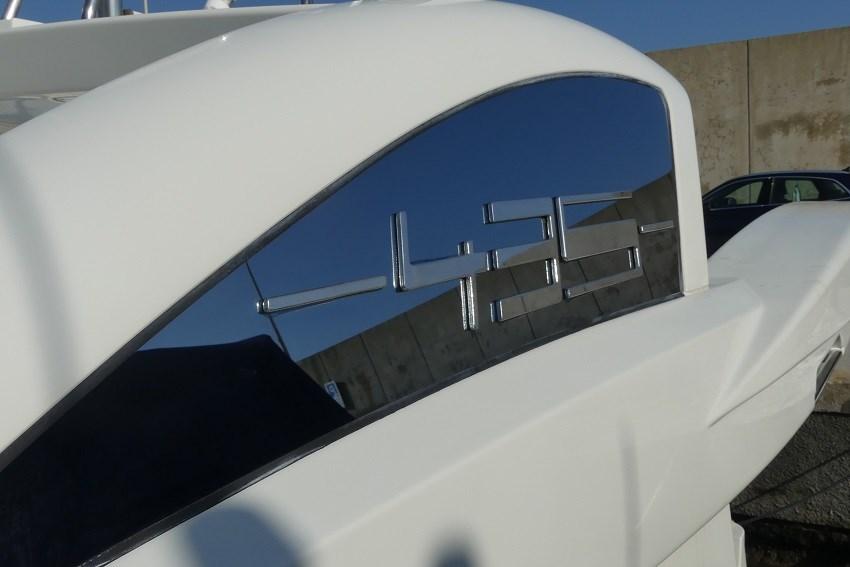 azimut 43s