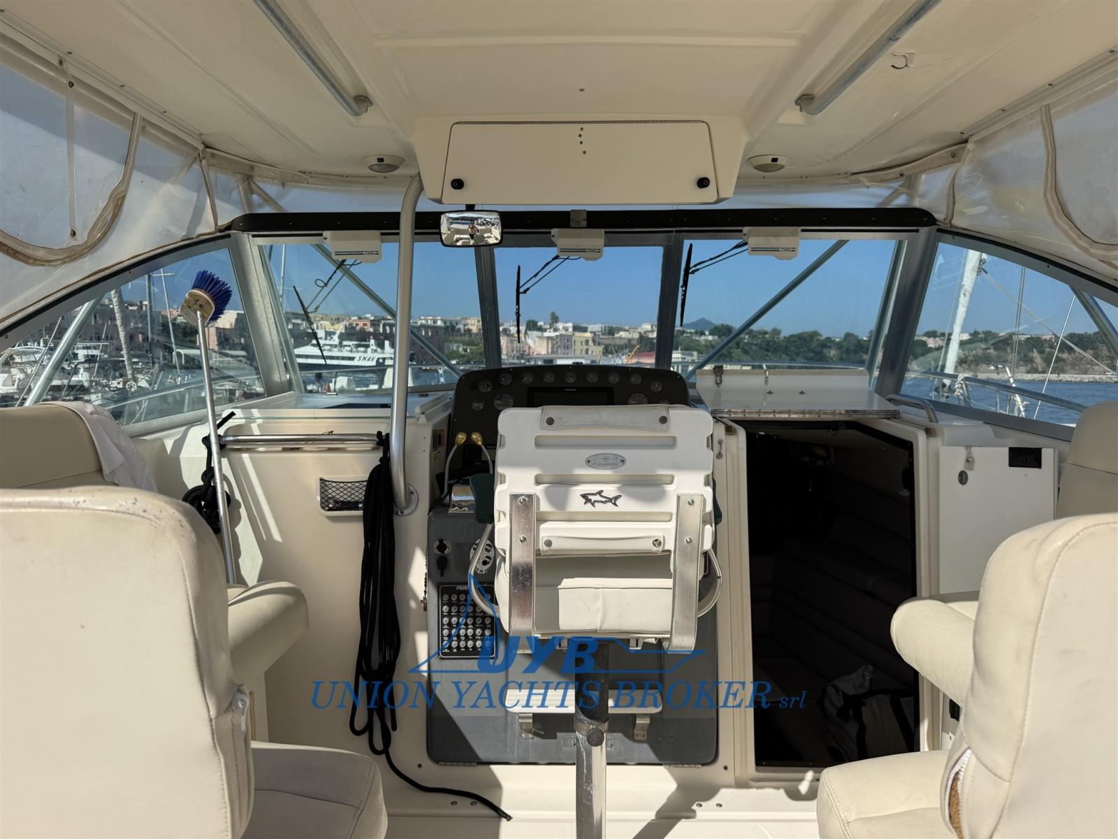 pursuit Tiara 34 express