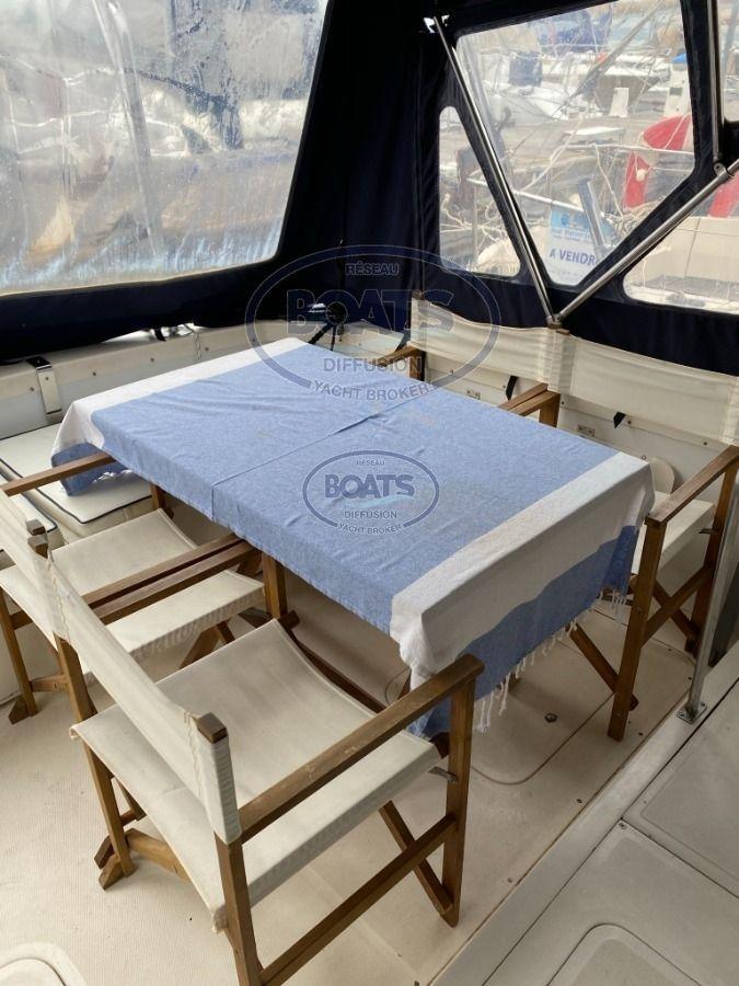 bertram Bertram 28 fly