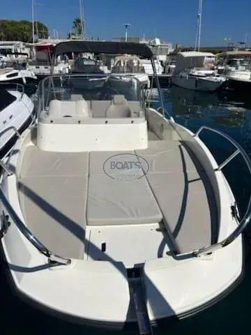 quicksilver Activ 605 sundeck