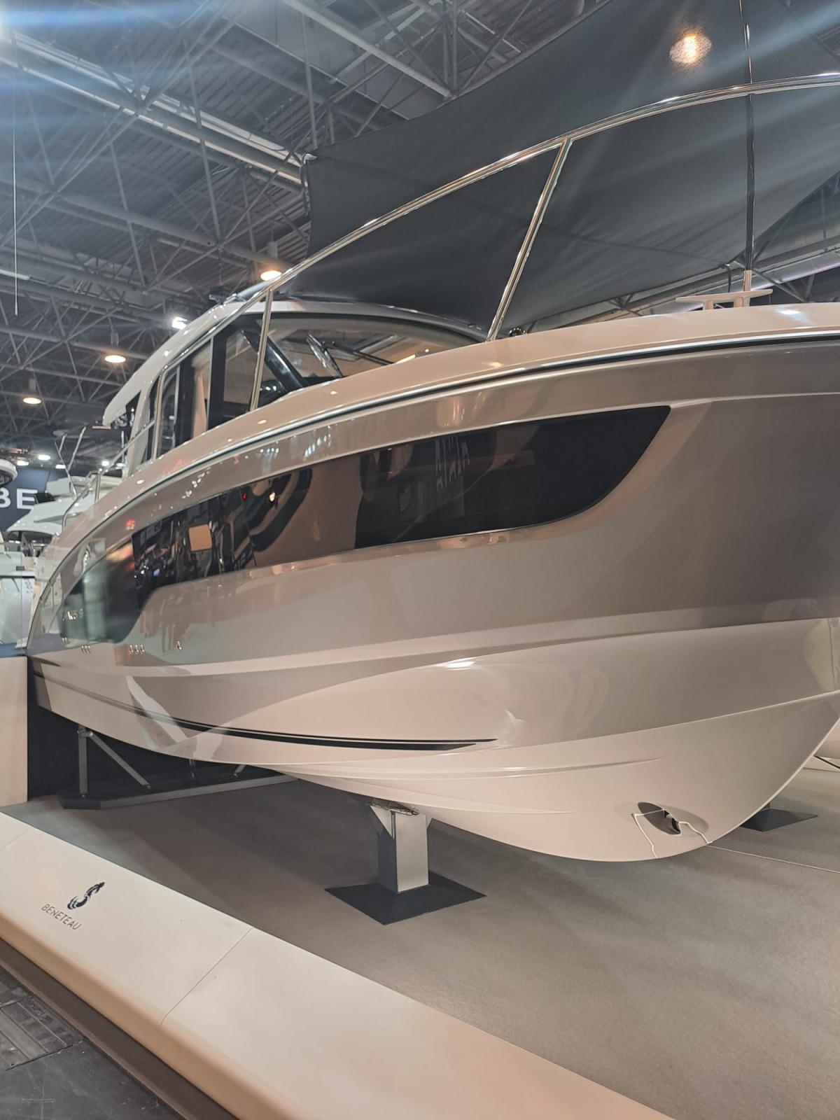 beneteau Antares 9 ob v2